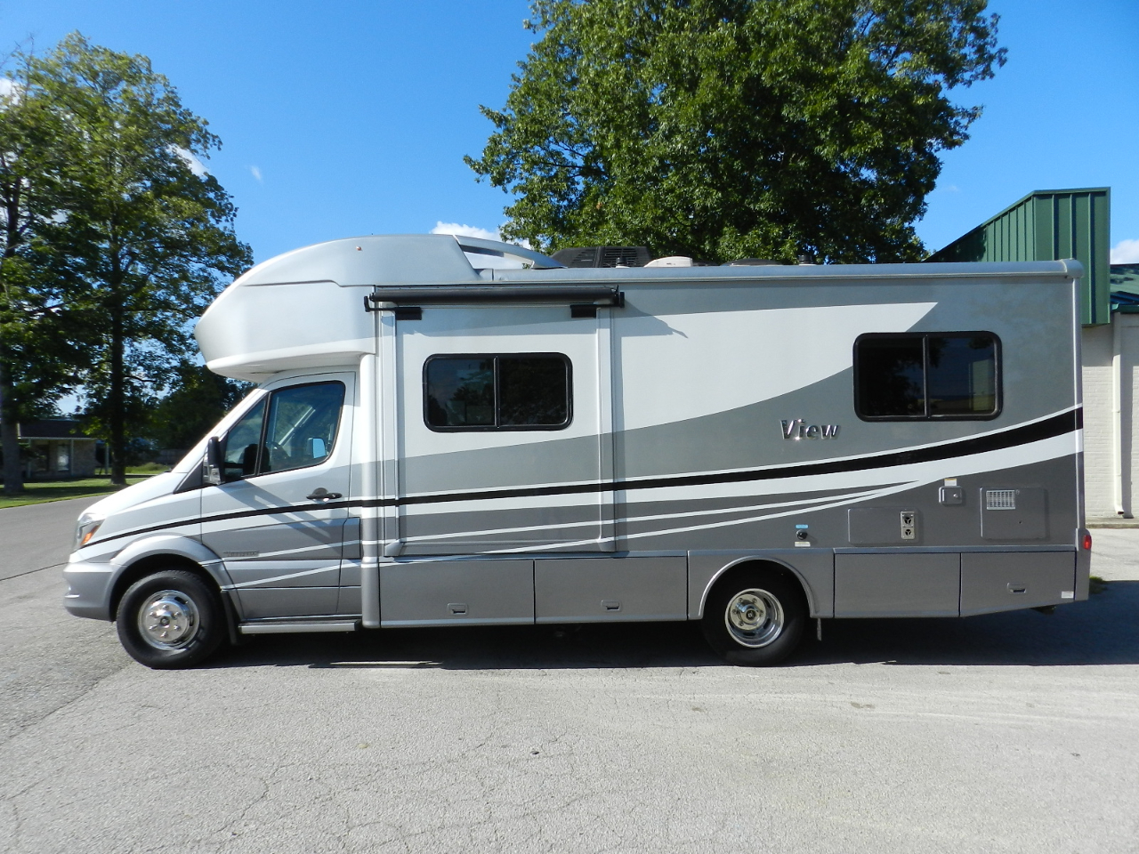 2017 Winnebago View 24V