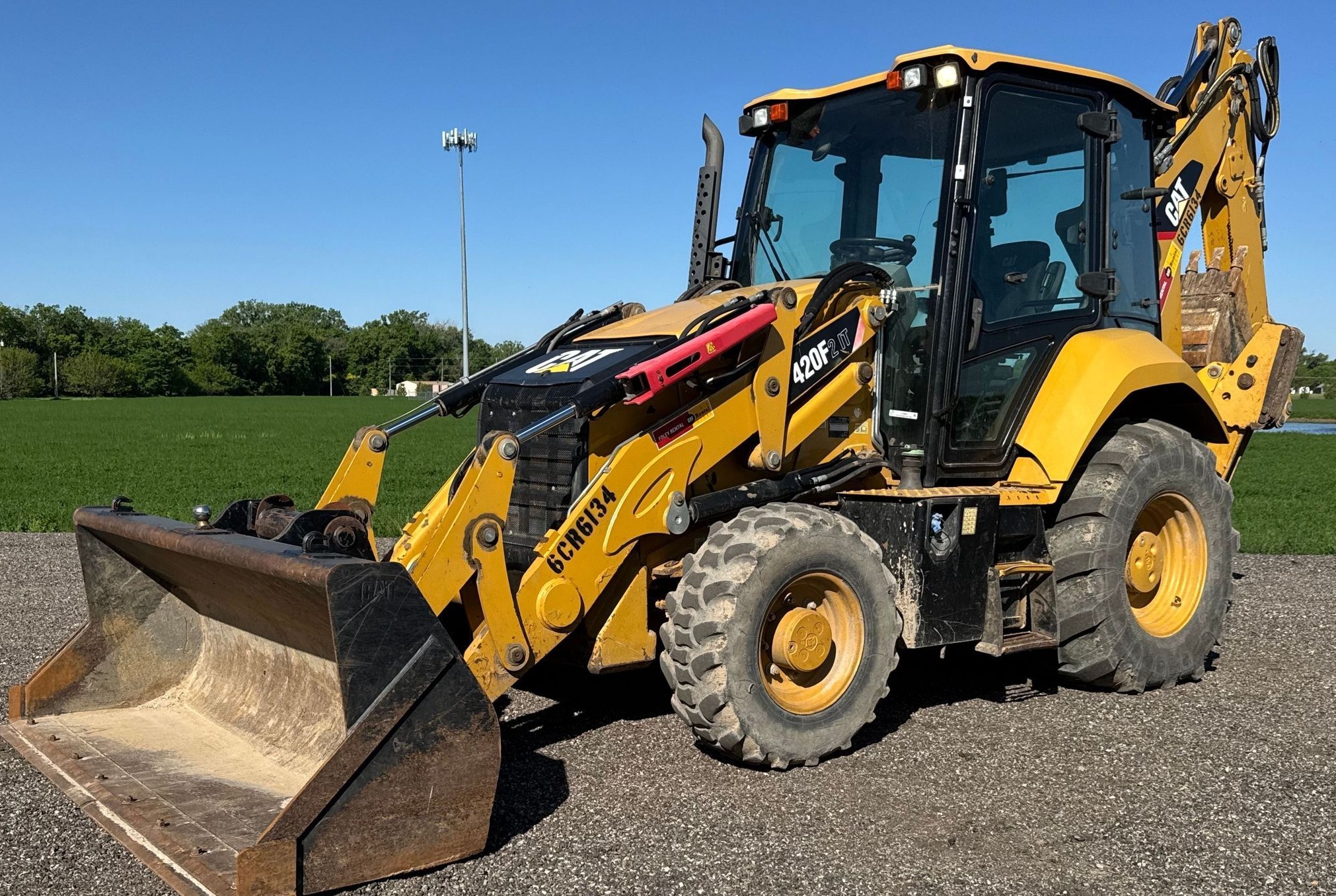 2016 Caterpillar 420F2 IT backhoe